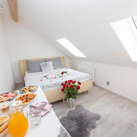 Vip Heinz Apartmanhotel